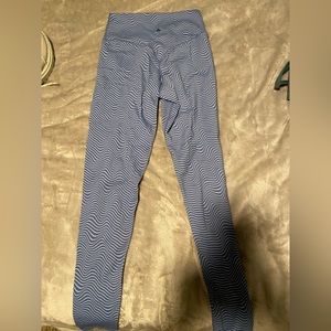 Vitality workout leggings. size small. BARELY WORN. Super stretchy